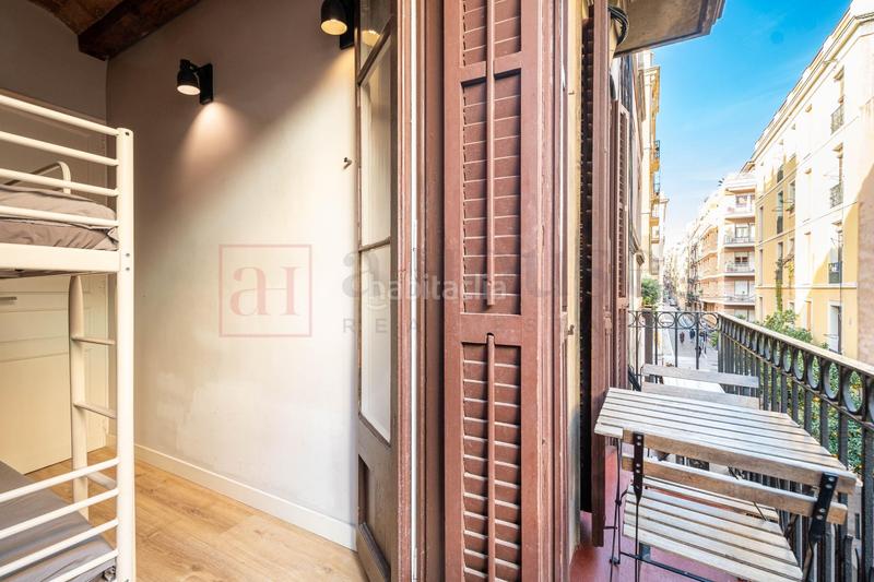 Foto 0162fe51-e48b-48db-837c-a15110125f88. Piso  con licencia turistica y exclente ubicacion en vila de gracia en Barcelona