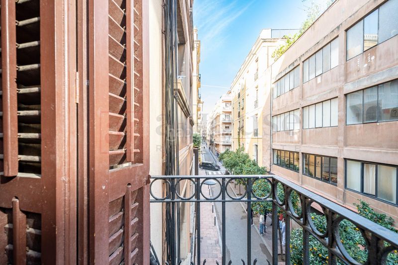 Foto 0b2517f7-2e5e-49bd-98e0-1b73d0c5cc47. Pis amb calefacció a Vila de Gràcia Barcelona