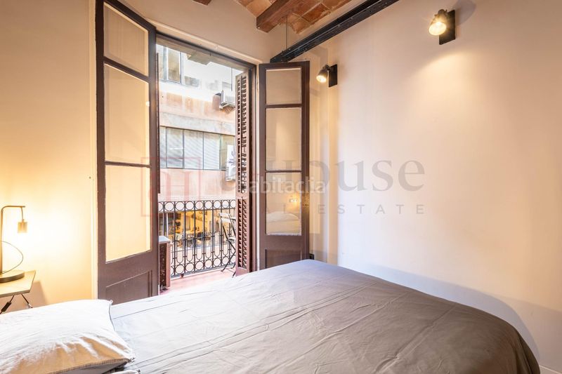 Foto 15f5f0af-8563-461a-be5d-158e0969cfd2. Pis amb calefacció a Vila de Gràcia Barcelona