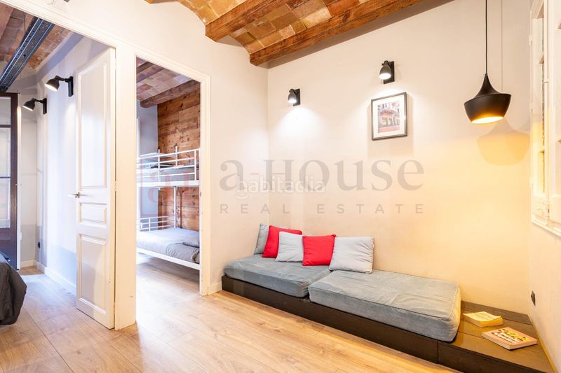 Foto 85629581-7e9e-4c54-bc64-9005819a5855. Pis amb calefacció a Vila de Gràcia Barcelona