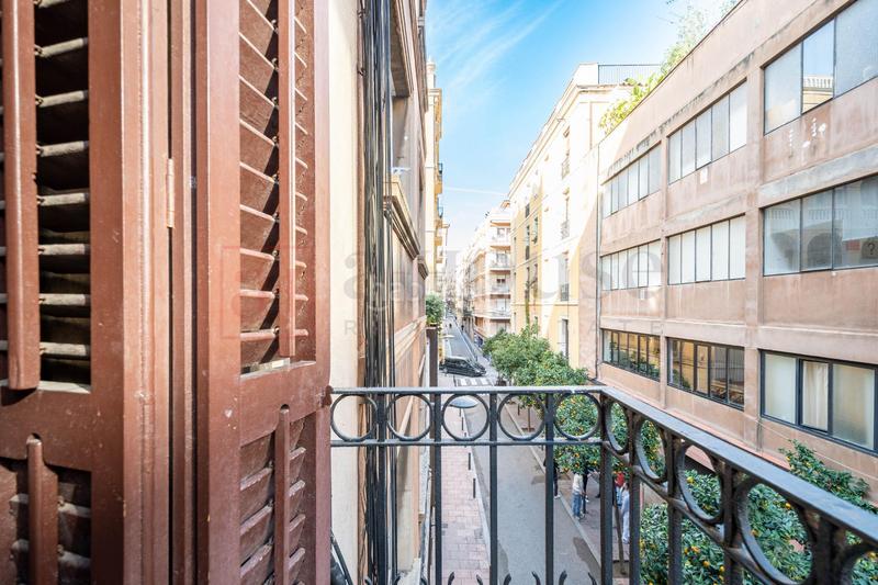 Foto f774185a-3828-4081-af13-a1431a0f4a38. Piso  con licencia turistica y exclente ubicacion en vila de gracia en Barcelona