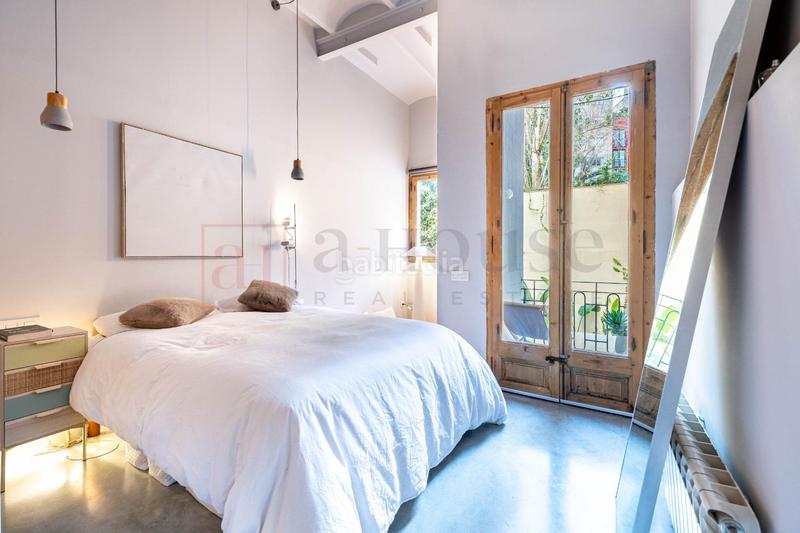 Foto 32565e71-1a66-4789-a3dd-3658da91cad7. Dúplex bajo tipo duplex reformado con jardin exterior sin cedula de habitabilidad en el Fort Pienc en Barcelona