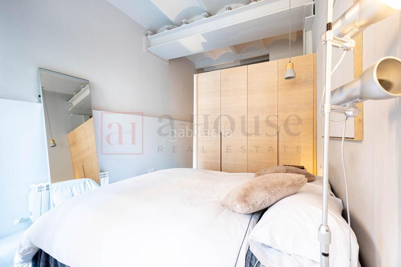 Foto 93ce8308-da03-4e01-bd7a-343db059835f. Dúplex bajo tipo duplex reformado con jardin exterior sin cedula de habitabilidad en el Fort Pienc en Barcelona