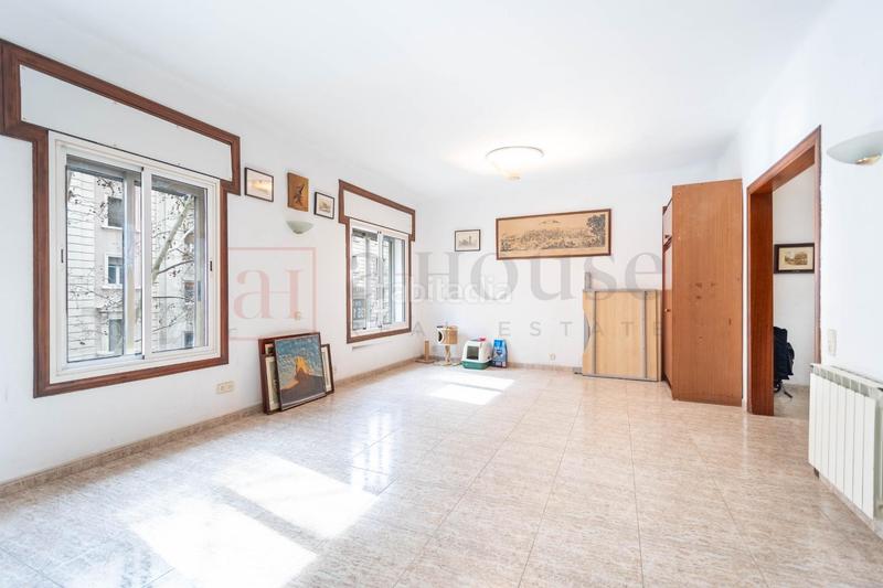 Foto 57d37ad6-1a6b-44c8-a010-508f8d8fb574. Piso  para entrar a vivir con posibilidad de reforma en la antiga esquerra del eixample en Barcelona