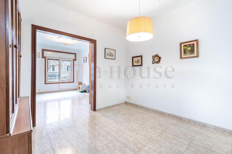 Foto 5ccb8c54-324b-4d60-81ad-61ca6fb5dd6c. Piso  para entrar a vivir con posibilidad de reforma en la antiga esquerra del eixample en Barcelona