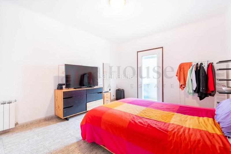 Foto fac67896-0784-4aca-864e-ff34ad1a84db. Piso  para entrar a vivir con posibilidad de reforma en la antiga esquerra del eixample en Barcelona