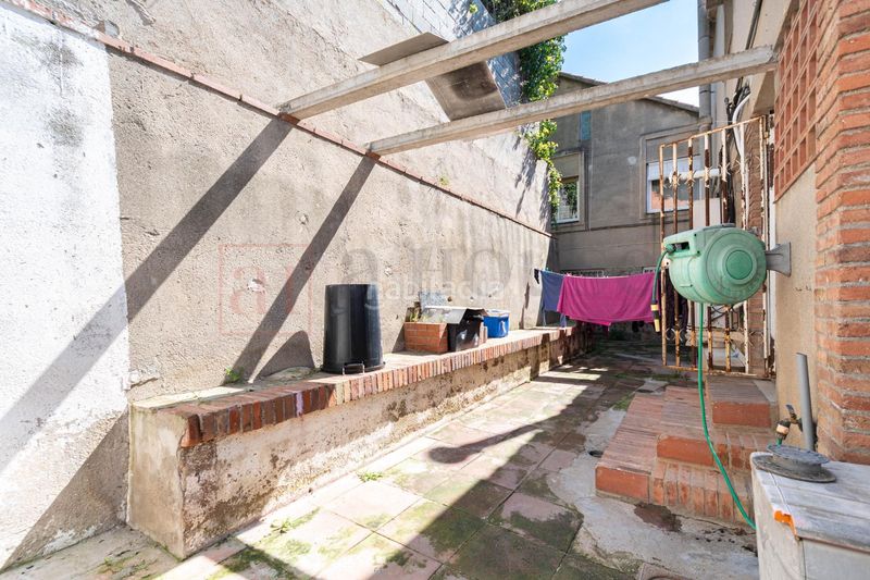 Foto 0a8c93ba-24f5-45f7-b49e-ce97d2eaca1e. Casa amb calefacció aparcament piscina a Sant Genís dels Agudells Barcelona