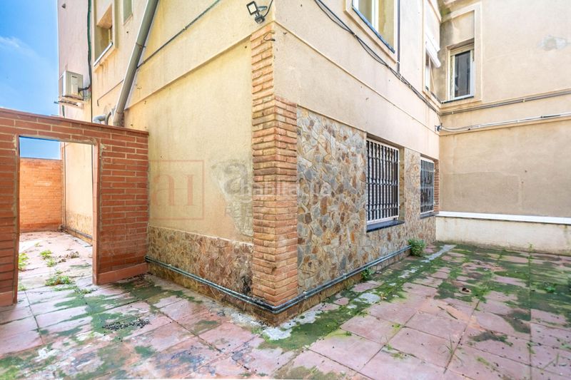 Foto 0ef66c26-b888-48ee-97ef-70655f91c7db. Casa amb calefacció aparcament piscina a Sant Genís dels Agudells Barcelona