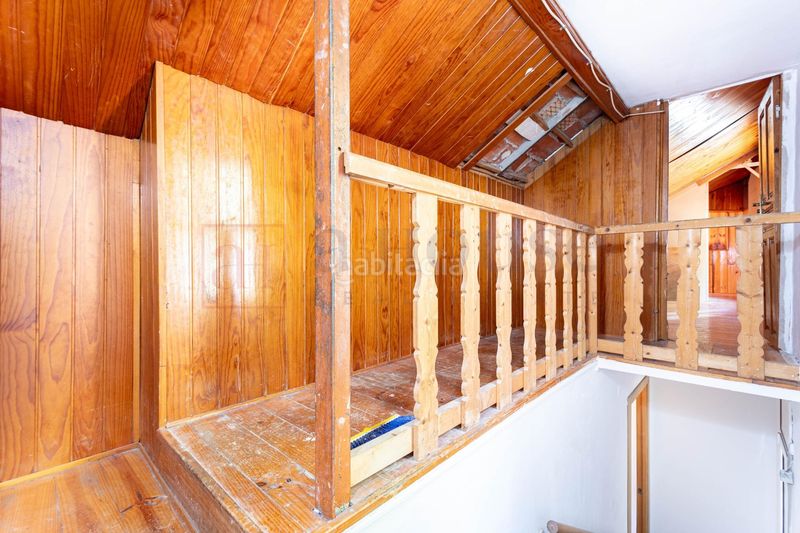 Foto 847ba002-6b89-459d-9382-bc72088c9ab6. Casa amb calefacció aparcament piscina a Sant Genís dels Agudells Barcelona