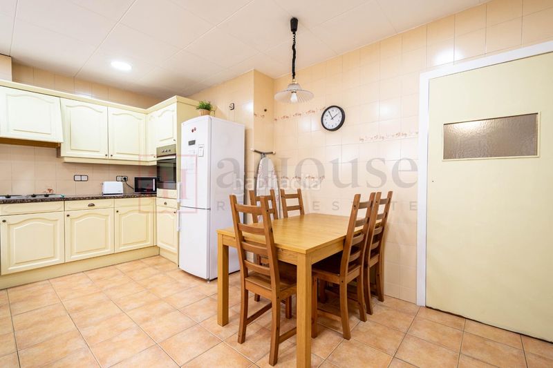 Foto 0b3c4d72-0662-47f7-a433-424eb8f7d603. Àtic amb calefacció a La Nova Esquerra de l´Eixample Barcelona