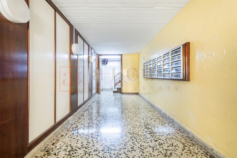 Foto 15dfa6e0-92a3-4ede-b478-9f7ddcd655cc. Àtic amb calefacció a La Nova Esquerra de l´Eixample Barcelona