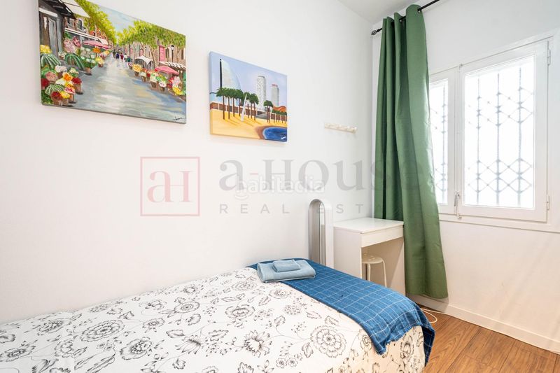 Foto b6348a81-79f8-4f1d-8f20-c30a92c03d34. Àtic amb calefacció a La Nova Esquerra de l´Eixample Barcelona