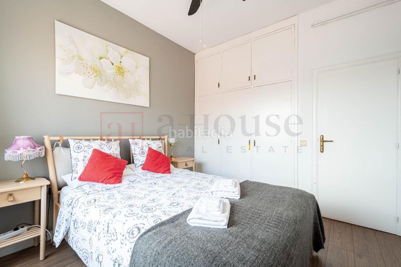 Foto bf9c6c41-5b2d-4f20-9244-7a2d7358c20d. Àtic amb calefacció a La Nova Esquerra de l´Eixample Barcelona