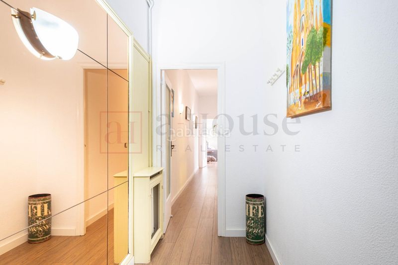 Foto efc4b26f-73cb-407c-8bbc-c286ca4c5636. Àtic amb calefacció a La Nova Esquerra de l´Eixample Barcelona