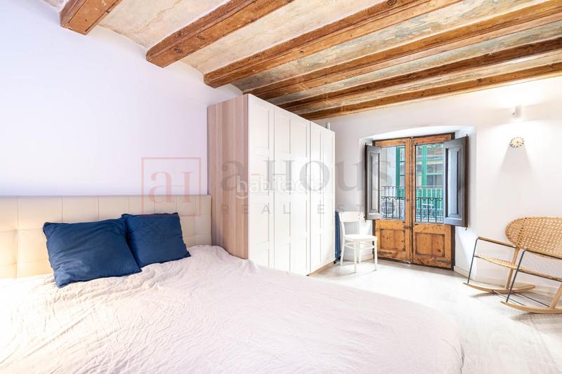Foto 45b4b760-3eac-4b5f-8b2c-f35c0bf71e1b. Piso  exterior, reformado y muy buena ubicacion en el barrio gótico en Barcelona