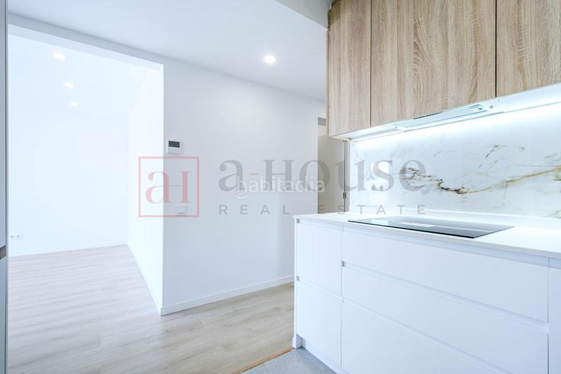 Foto 37677d8a-f837-4e1d-9e67-cd0dbd8f9dce. Appartement avec chauffage dans Fort Pienc Barcelona