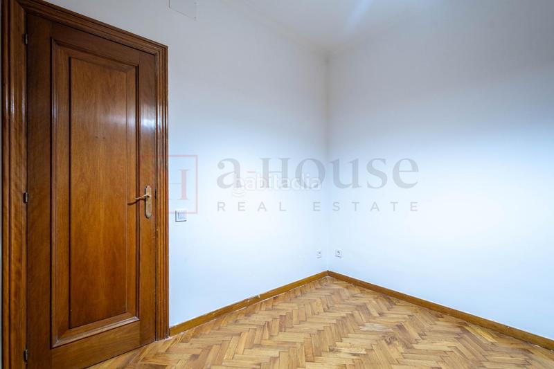 Foto 65b24f6d-19a0-478d-9395-eddb6860c10c. Piso  para entrar a vivir a metros de francesc macia en Barcelona
