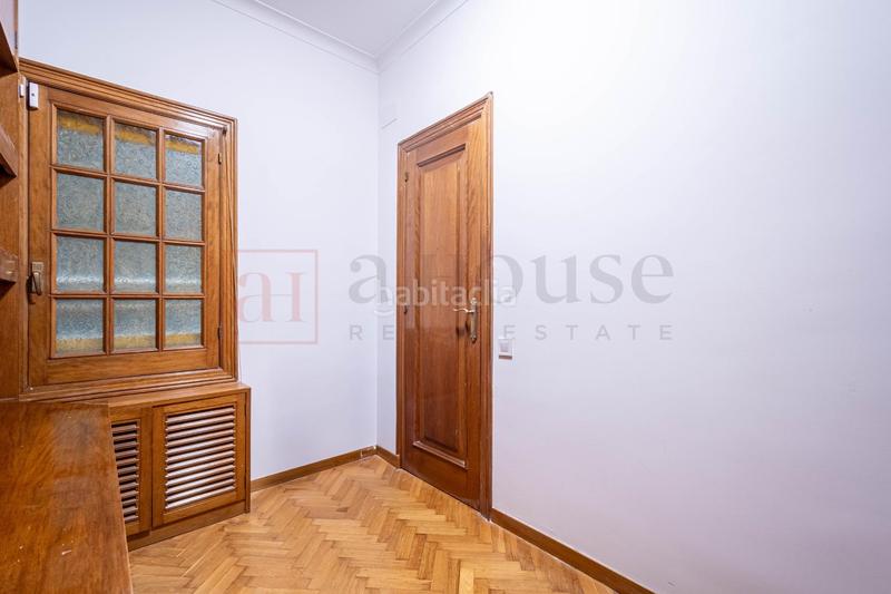 Foto cb5a608c-548b-4a50-908e-7983d59be325. Piso  para entrar a vivir a metros de francesc macia en Barcelona