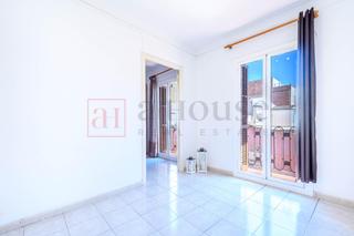 Pis  Calle perill. Piso para reformar con excelente ubicación y doble orientacion e