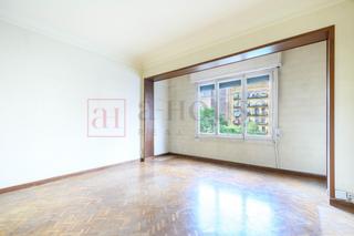Etagenwohnung  Carrer de villarroel. Espectacular piso en venta en calle villarroel