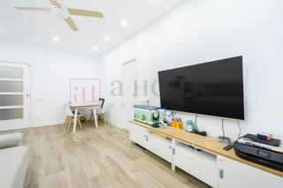 Appartamento in La Nova Esquerra de l´Eixample. Piso para entrar a vivir en leixample