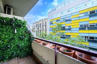 Etagenwohnung  Calle provença. Piso recientemente reformado en leixample