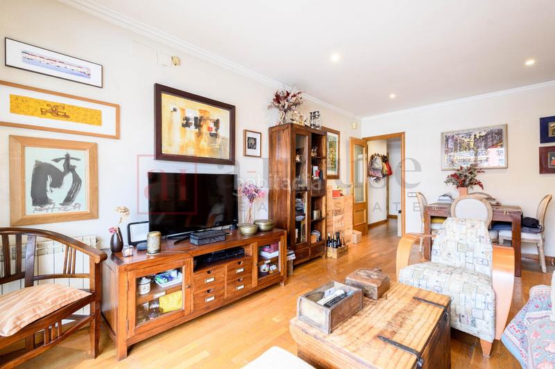 Foto 39b13fed-654e-48cc-922e-d58e33f44095. Piso luminoso y tranquilo piso para entrar a vivir en Barcelona