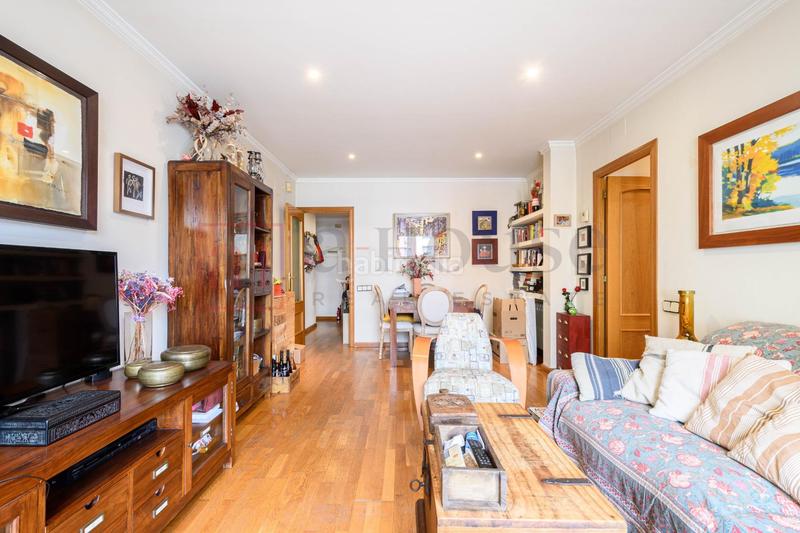 Foto 4ea470d8-34a9-4769-8798-e5caa76bcebf. Piso luminoso y tranquilo piso para entrar a vivir en Barcelona