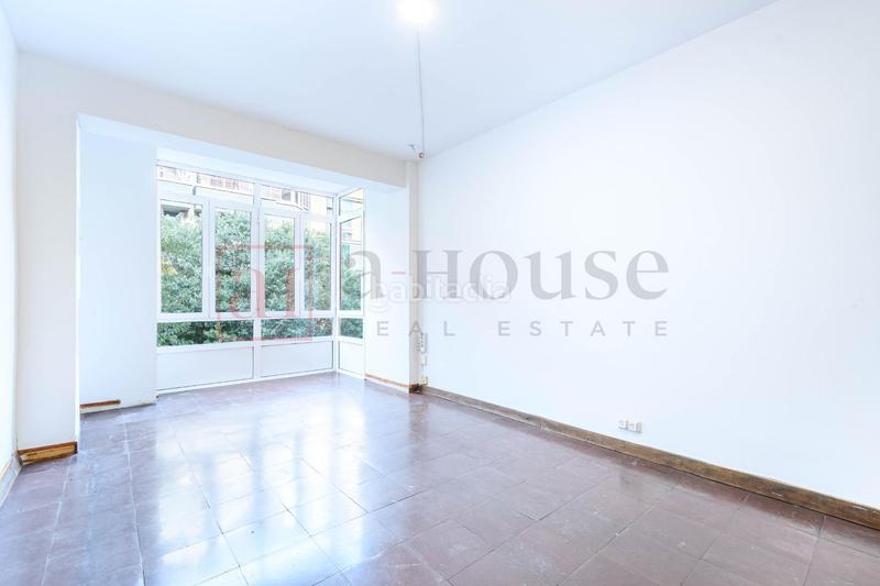 Foto 0fdc0c36-db09-4d88-9ce7-35dabeddaf75. Pis amb calefacció a La Nova Esquerra de l´Eixample Barcelona