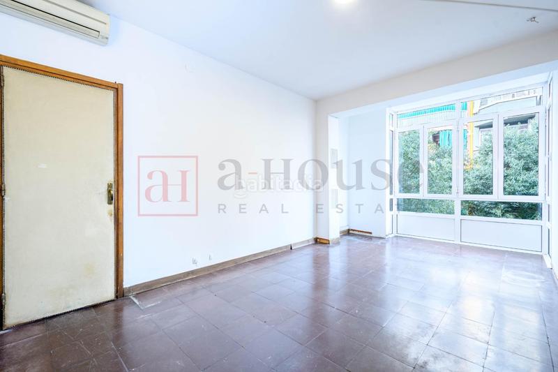 Foto 360f37a9-666f-49fc-8794-5eef46ad94fe. Pis amb calefacció a La Nova Esquerra de l´Eixample Barcelona