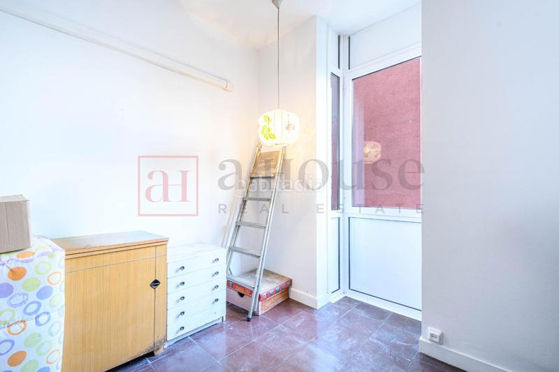 Foto 7ba12d7e-cd5b-444b-9e76-c3eb60a203f3. Pis amb calefacció a La Nova Esquerra de l´Eixample Barcelona