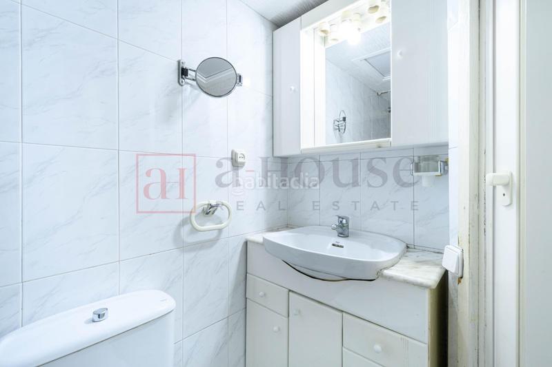 Foto de90b254-90f2-4b17-8b1f-b06bd6734c1f. Pis amb calefacció a La Nova Esquerra de l´Eixample Barcelona