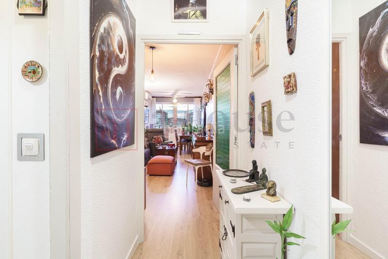 Foto aff28740-7fe9-4de2-9ac0-213c37acd57b. Pis amb calefacció a Pinar del Rey Madrid