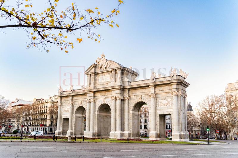 Foto f18b9e88-cd2c-4493-8a45-b789177706bd. Appartement avec chauffage parking dans Guindalera Madrid