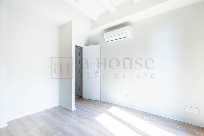 Foto 17935828-f014-41a4-95d5-fcc00e97325b. Pis a Sagrada Família Barcelona