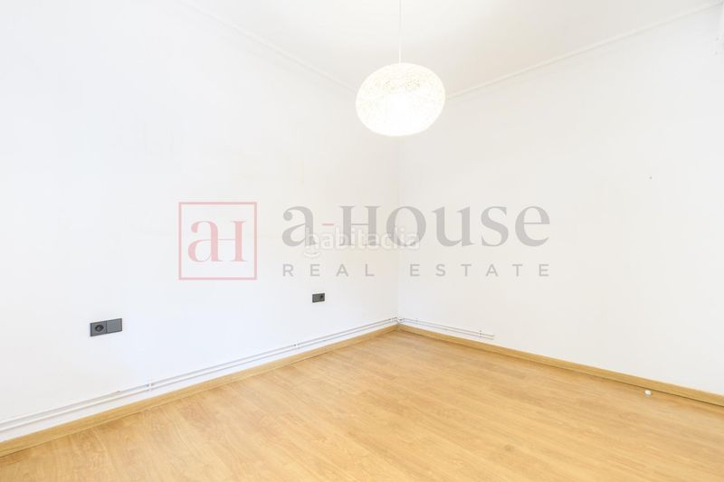 Foto 1e4c0a78-ed82-45f3-b418-5cb2b1d48aac. Pis a L´Antiga Esquerra de l´Eixample Barcelona