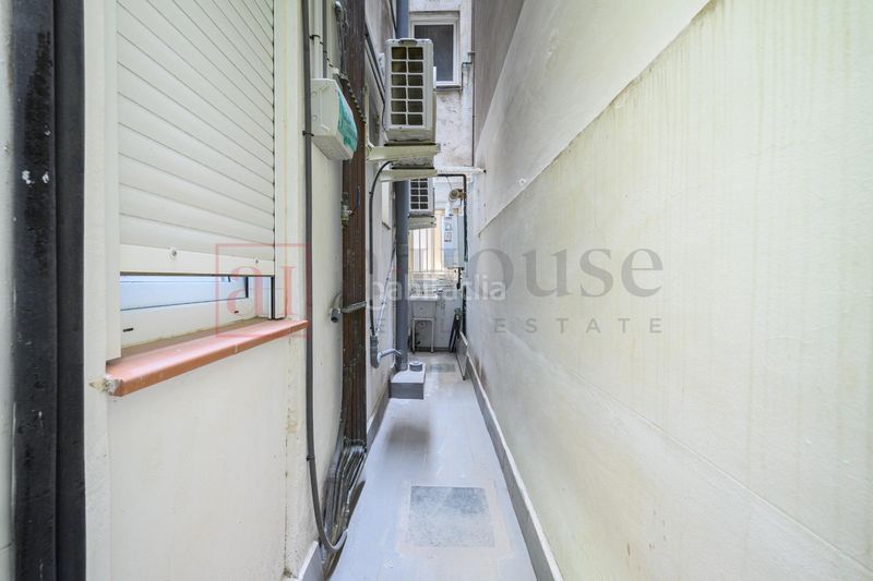 Foto 3b2e7275-e81c-4c8c-ba87-99cda23942fa. Pis a L´Antiga Esquerra de l´Eixample Barcelona