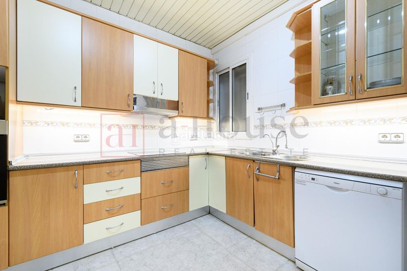 Foto d70aa5c7-d6c1-4986-8036-a37057773ac9. Pis a L´Antiga Esquerra de l´Eixample Barcelona