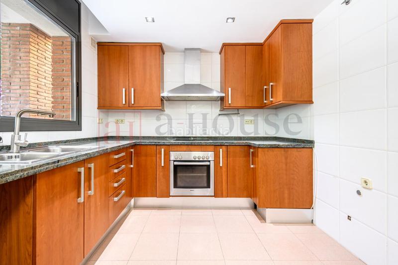 Foto 1297fec1-3b8c-4a35-ac8f-54d0ca1c25f4. Chalet avec chauffage parking piscine dans les botigues de Sitges Sitges