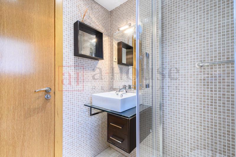 Foto c5b1c50c-be1f-4313-8acc-8c318ee5aad9. Chalet avec chauffage parking piscine dans les botigues de Sitges Sitges