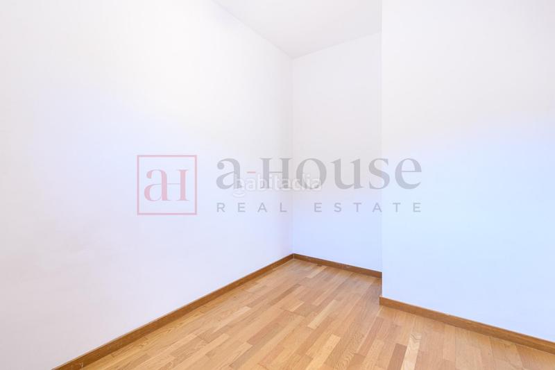 Foto cc3adcbc-f88d-4ab0-bde9-e213b9715d92. Chalet avec chauffage parking piscine dans les botigues de Sitges Sitges