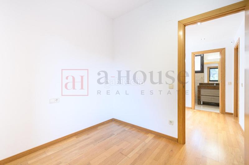 Foto 7ef04e47-5b61-400c-8b2f-427e4ad9704c. Chalet avec chauffage parking piscine dans les botigues de Sitges Sitges