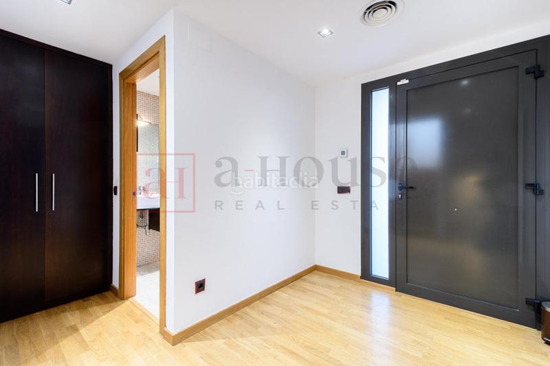 Foto a66723c1-8d2e-4ced-8302-21effe5134f3. Chalet avec chauffage parking piscine dans les botigues de Sitges Sitges