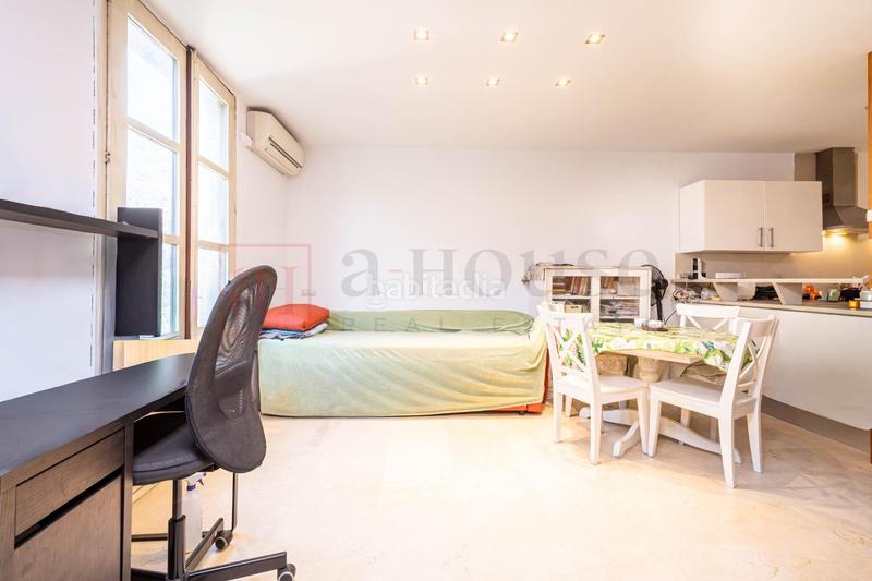 Foto a50a3d01-fbd5-4ac1-9b55-78e276a5168b. Appartamento con riscaldamento in Sant Antoni Barcelona