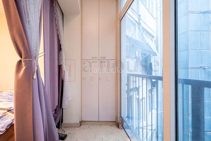 Foto 3f804221-3688-4167-8f34-3f5adb7a2be8. Pis a Sant Antoni Barcelona