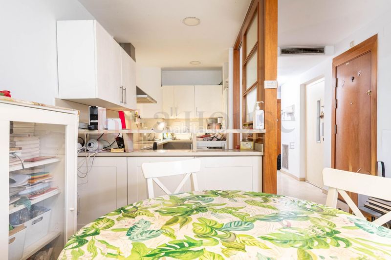 Foto ce0f765a-3fa2-42d7-ba4a-ae2143720ef0. Pis a Sant Antoni Barcelona