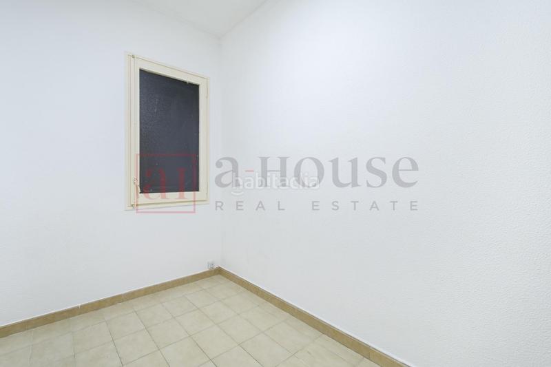 Foto f8bcad7a-6d23-4fe5-8b17-ab25732a120d. Pis amb calefacció a Sagrada Família Barcelona