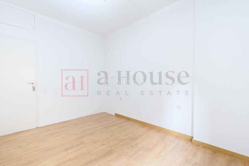 Foto faf920f7-7de2-484b-807a-c19bfdcb8b69. Pis amb calefacció a Sagrada Família Barcelona