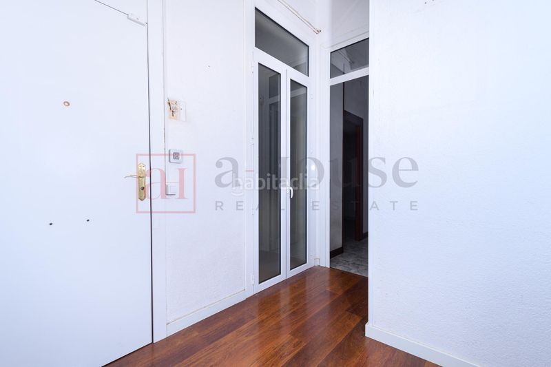 Foto 921d4024-eb3b-4d83-9b97-b0958b0381b1. Pis amb calefacció a L´Antiga Esquerra de l´Eixample Barcelona
