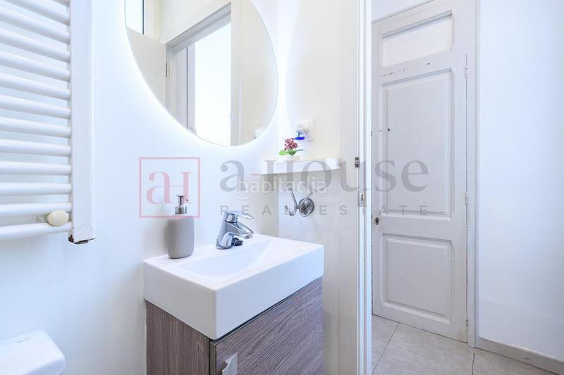 Foto 15d7b53a-633c-456d-8edf-f4854d3cd4d3. Appartement avec chauffage dans Sagrada Família Barcelona